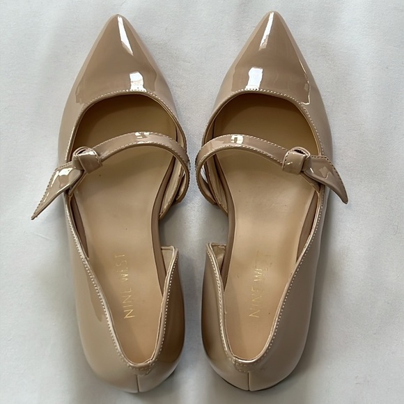 Nine West Nude Patent Leather “Leeza” Pointed Toe Mary Jane Flats - Picture 2 of 10